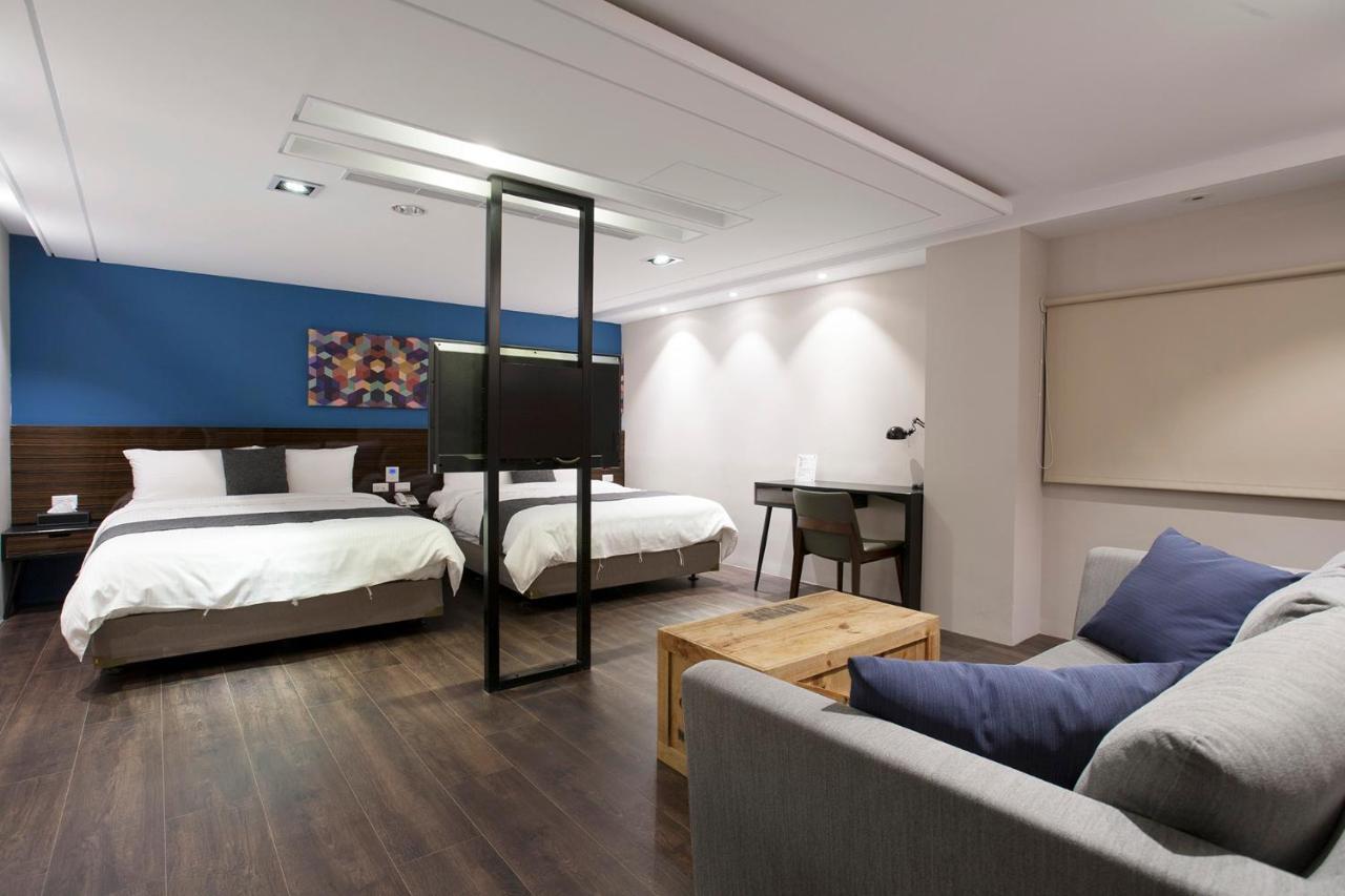P&F Hotel Taichung Buitenkant foto